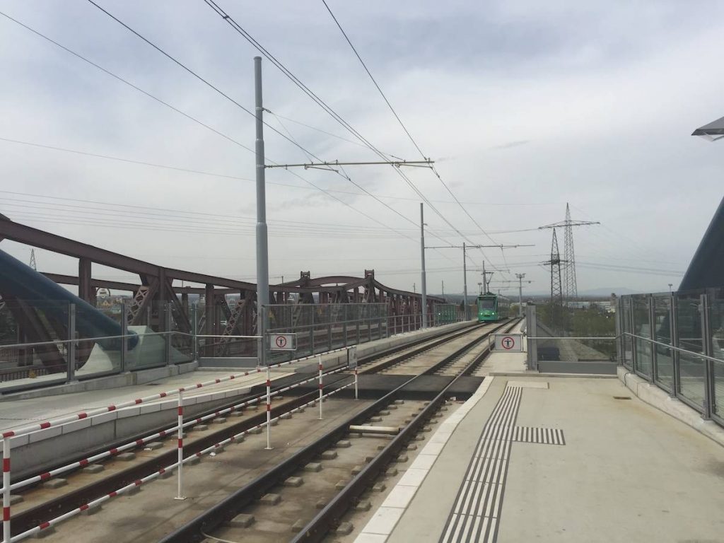 Tram Fahrt in drei Länder - Bahnweb.ch